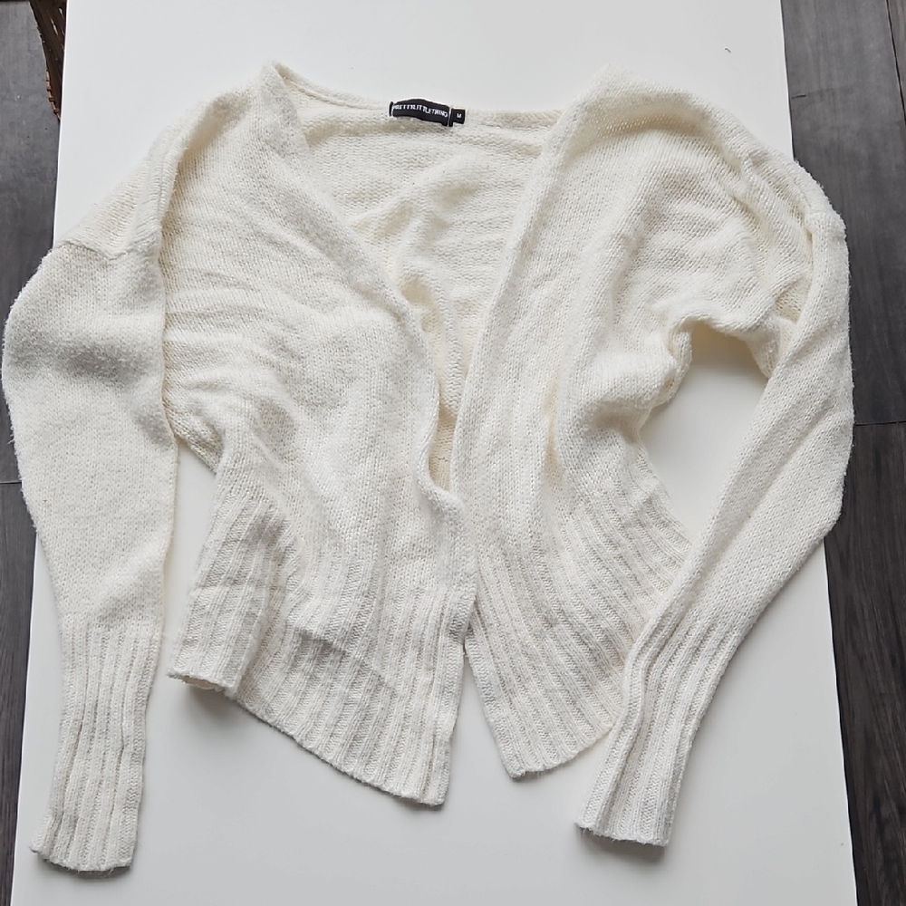 Prettylittlething Elegant White Knit Crochet Sweater in Size Medium